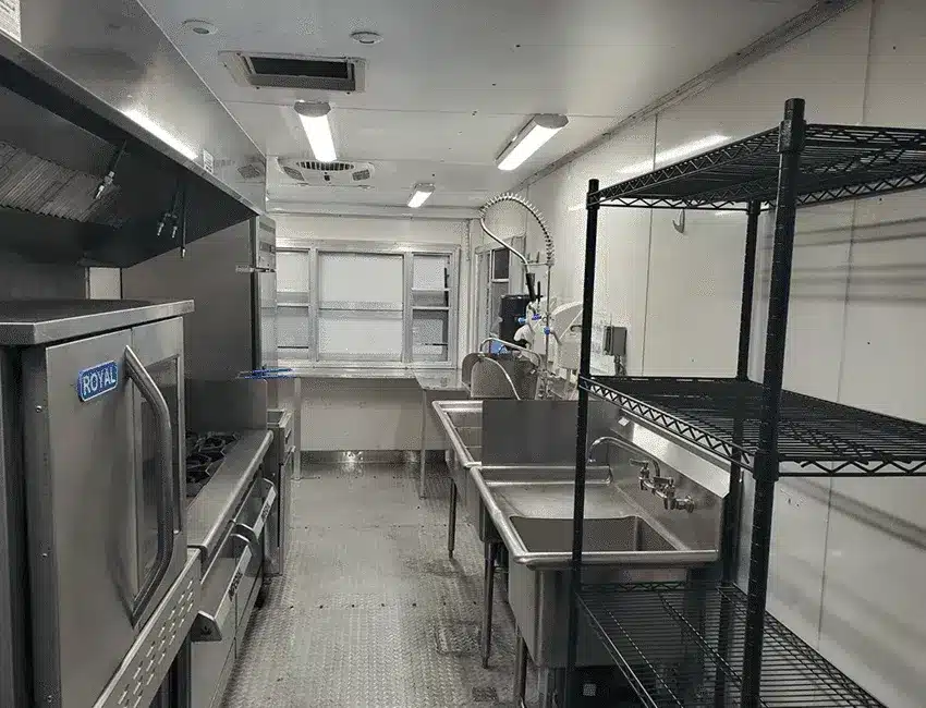 38ft Mobile Kitchen – photo 1